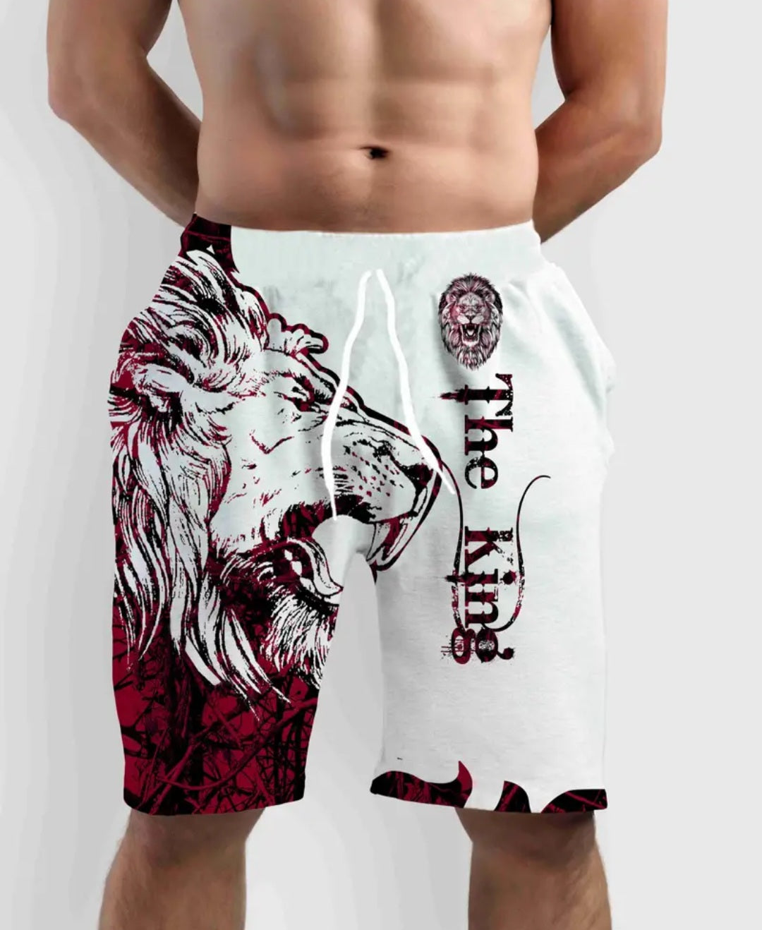 Men's Comic style Lion Graphic And Alphabet Print "THE KING" Shorts With Draustring And Dual Side Pockets, Casual And Trendy Shorts Perfect For Summer Leisurewear And Outdoors Activities