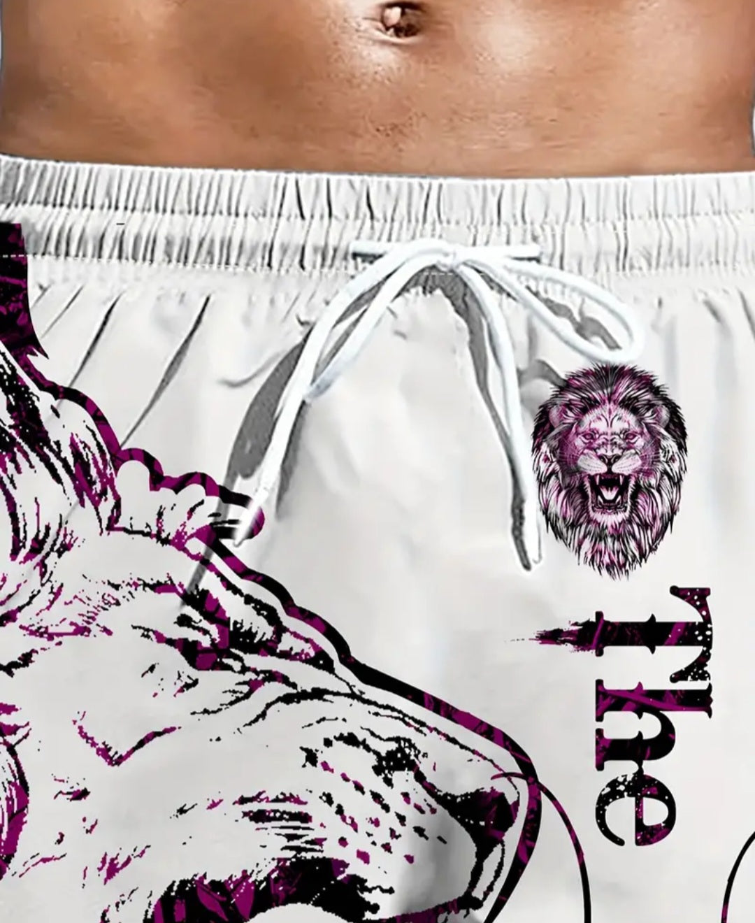 Men's Comic style Lion Graphic And Alphabet Print "THE KING" Shorts With Draustring And Dual Side Pockets, Casual And Trendy Shorts Perfect For Summer Leisurewear And Outdoors Activities