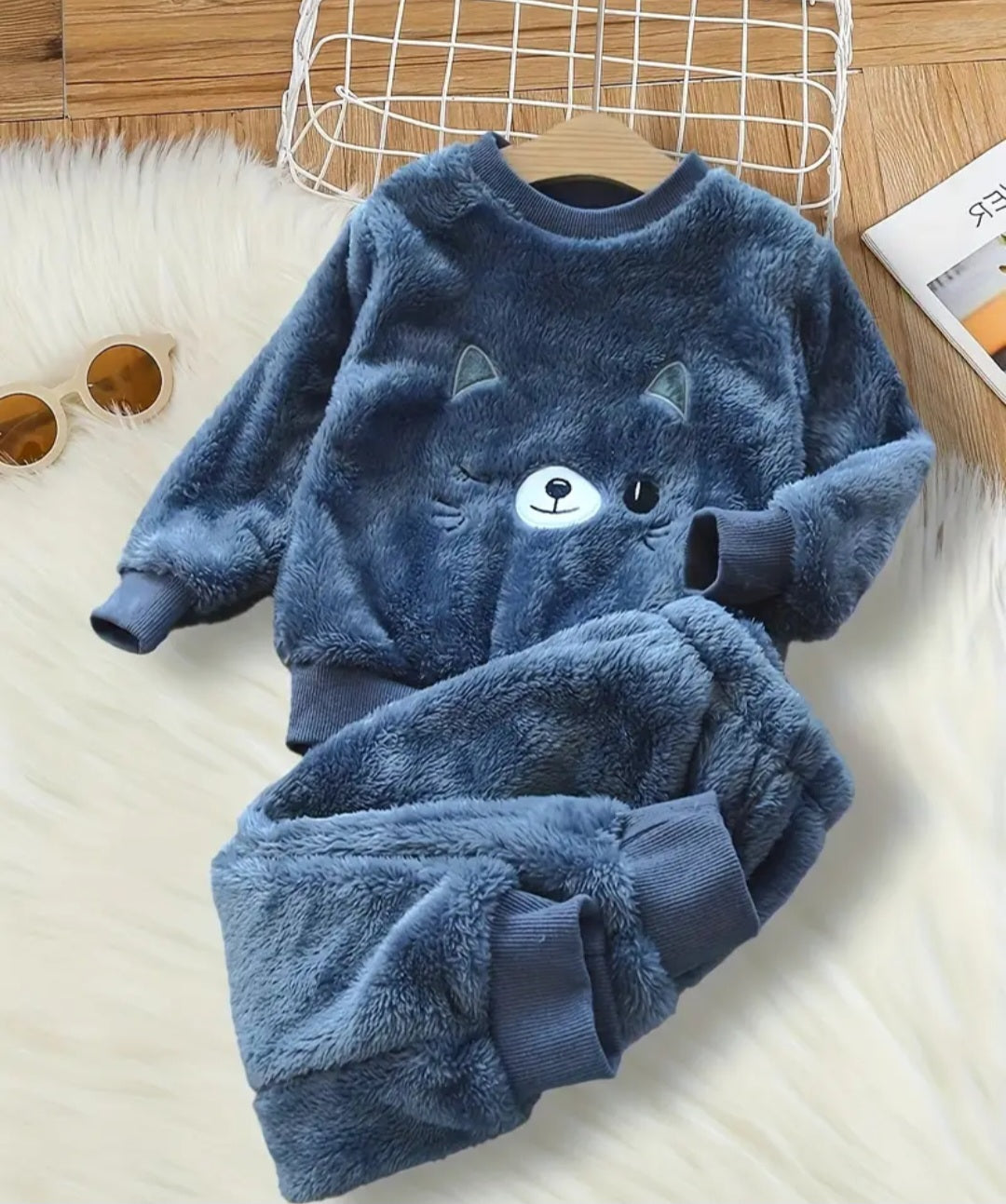 2pcs Boy's Comfy Fleece Outfit, Cat Embroidered Sweatshirt & Pants Set, Kid's Clothes For Fall Winter,